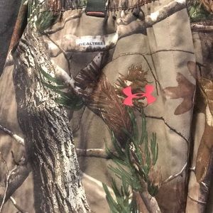 Under armor real tree rain pants